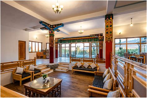 GOODRICH HOTEL $39 ($̶4̶7̶) .